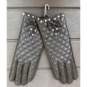 Quilted Leatherette Pearl Bow Gloves Color: Black Leatherette Soft Inside*Sm